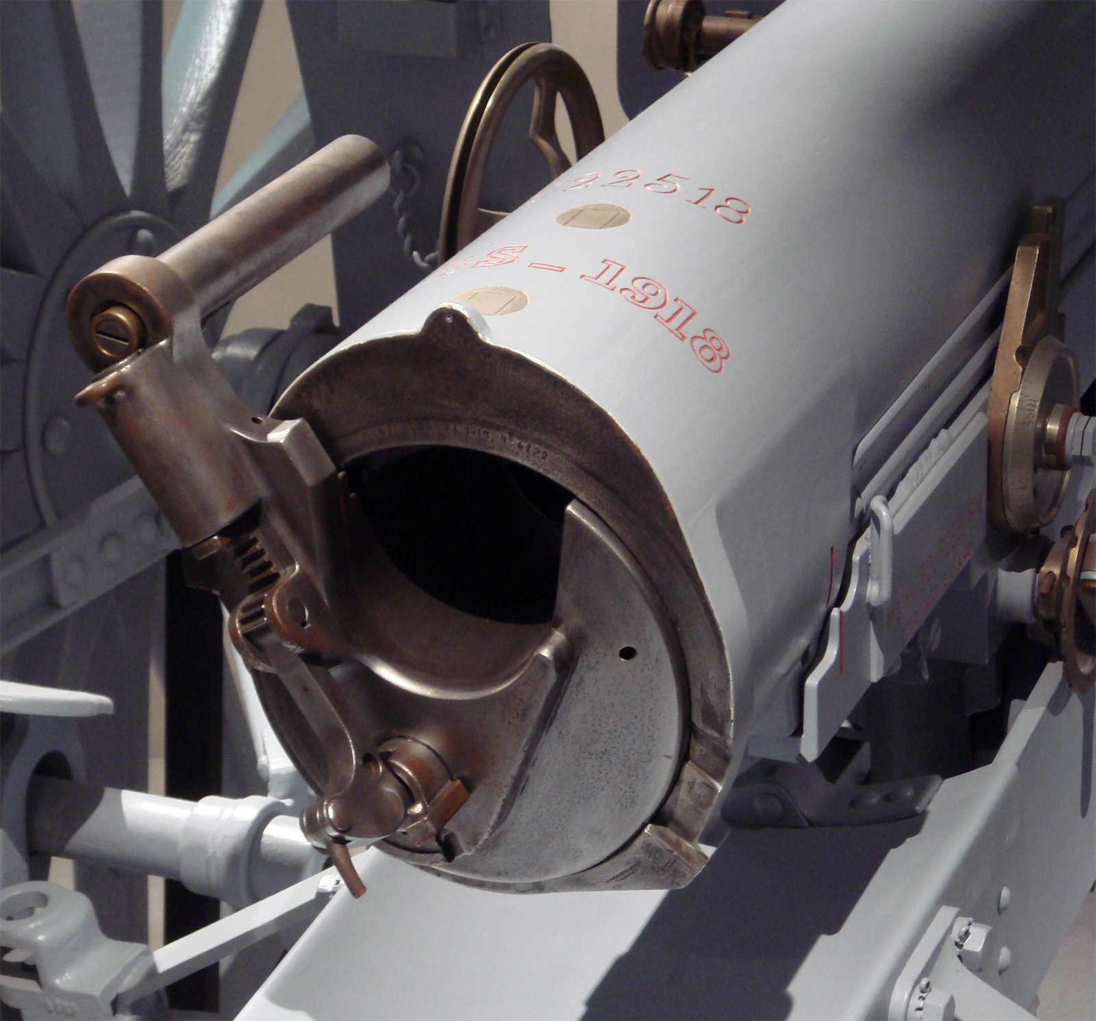 75 K/97 lukkomekanismi