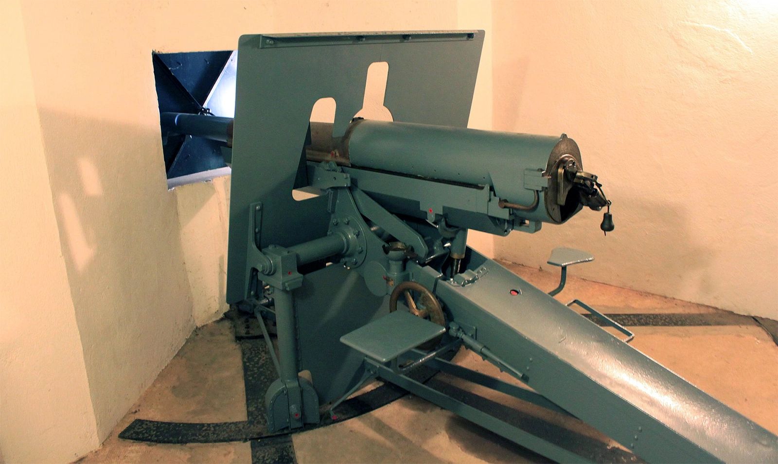 75 K/97 korsujalustalla